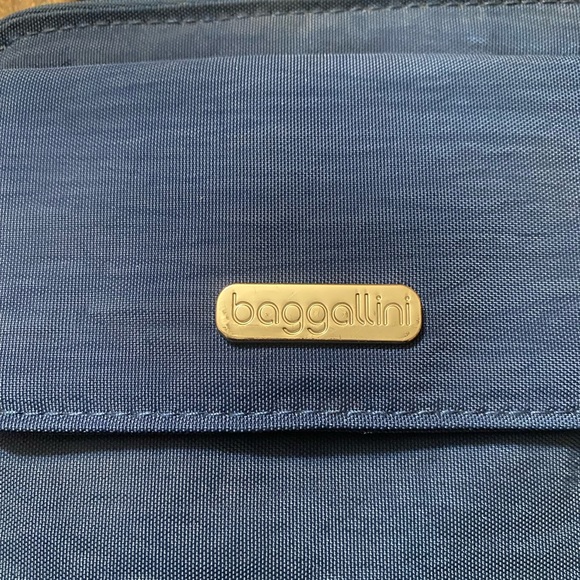 Baggallini Cross Body Bag, 6” x 7”, Blue - Picture 2 of 6